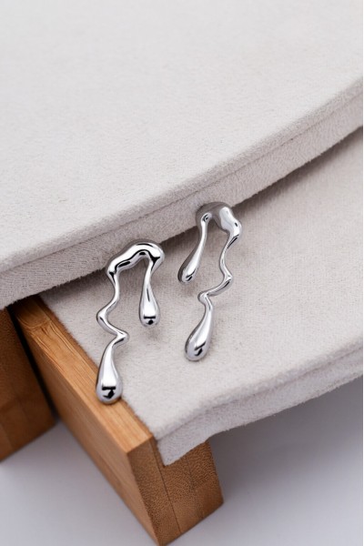 Streak Silver Earrings